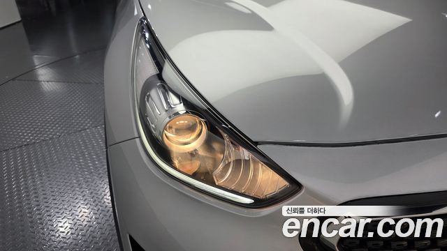 Kia Niro 2018 — photo 8