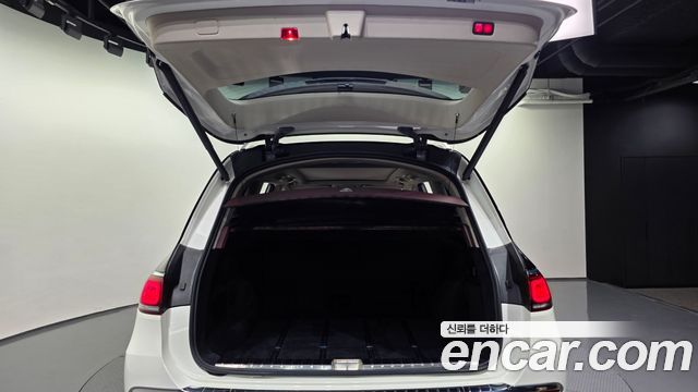 Mercedes-Benz GLS-Class 2022 — photo 20