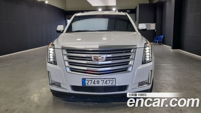 Cadillac Escalade 2018 — photo 3