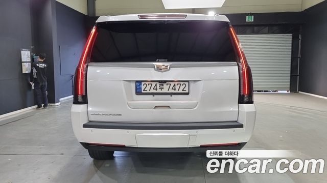 Cadillac Escalade 2018 — photo 4