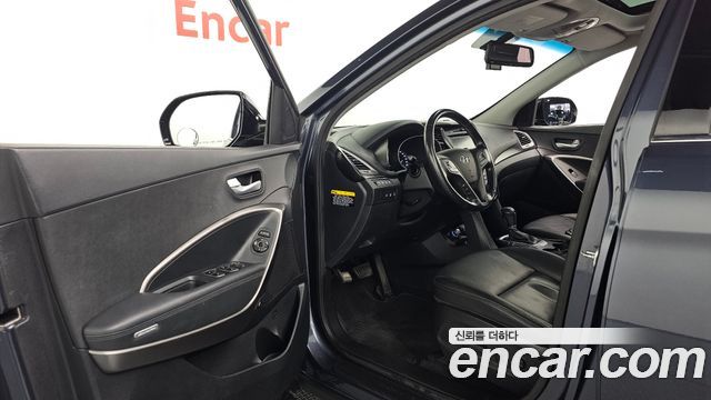 Hyundai Santafe 2016 — photo 13