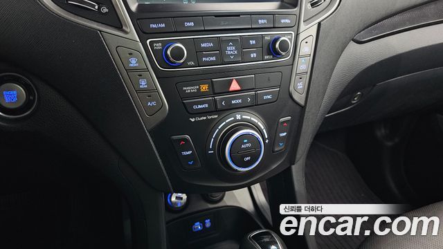 Hyundai Santafe 2016 — photo 22
