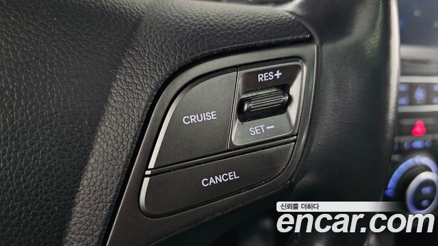 Hyundai Santafe 2016 — photo 23