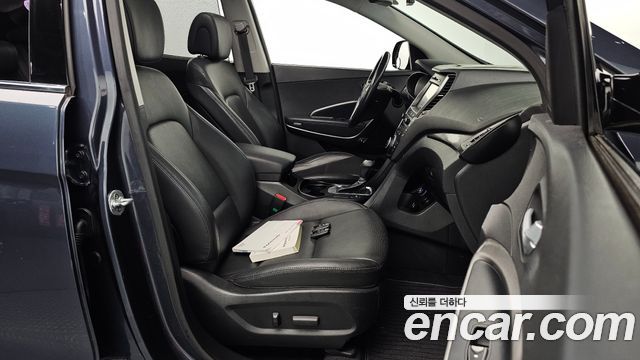 Hyundai Santafe 2016 — photo 16