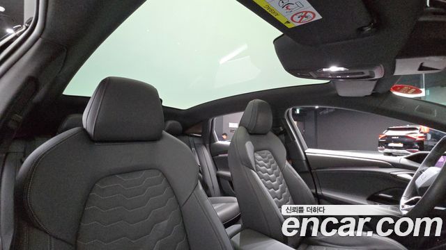 Audi A6 e-Tron 2025 — photo 25