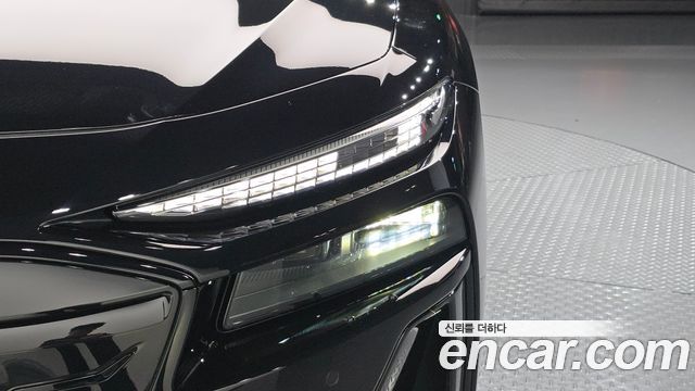 Audi A6 e-Tron 2025 — photo 8