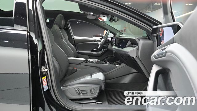 Audi A6 e-Tron 2025 — photo 16