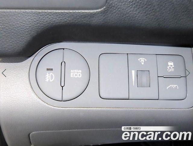 Hyundai Starex 2018 — photo 14