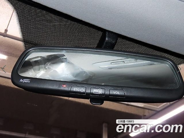 Hyundai Starex 2018 — photo 16