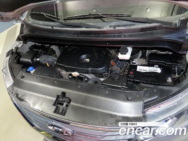 Hyundai Starex 2018 — photo 18