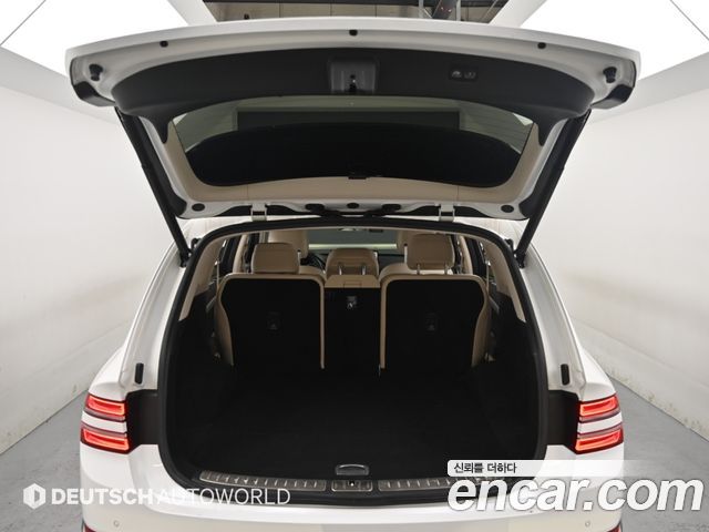 Genesis GV80 2023 — photo 18