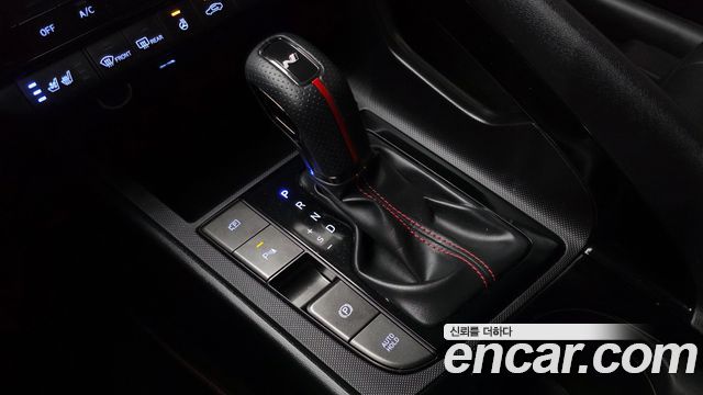 Hyundai AVANTE 2025 — photo 9