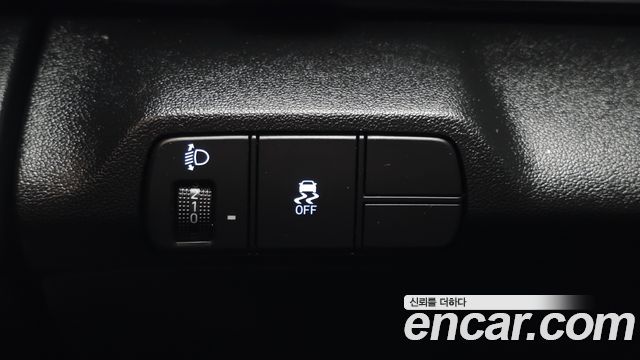 Hyundai AVANTE 2025 — photo 13