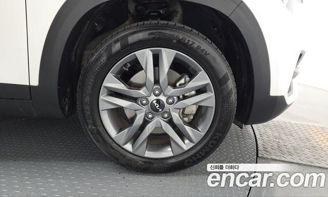 Kia Seltos 2023 — photo 7
