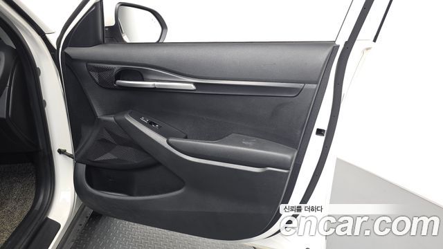 Kia Seltos 2023 — photo 14