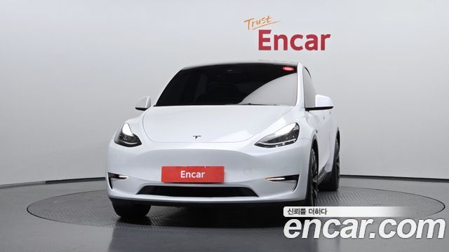 Tesla Model Y 2021 — photo 3