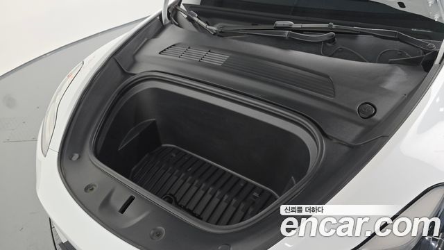 Tesla Model Y 2021 — photo 6