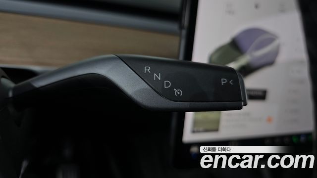 Tesla Model Y 2021 — photo 12