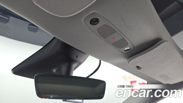Tesla Model Y 2021 — photo 24