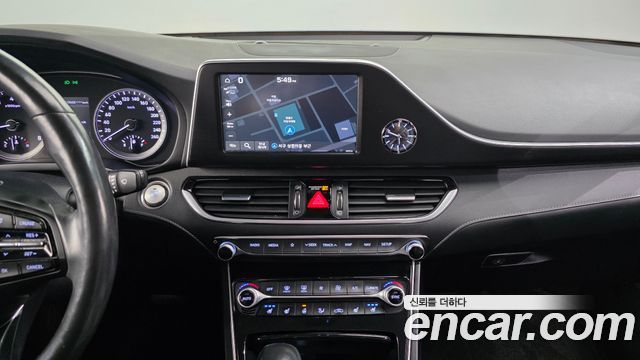 Hyundai Grandeur 2018 — photo 17