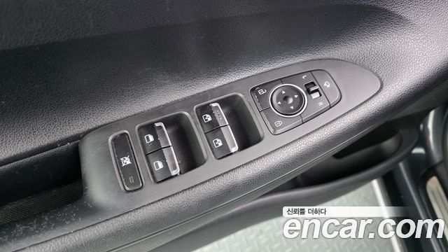 Hyundai Grandeur 2018 — photo 18