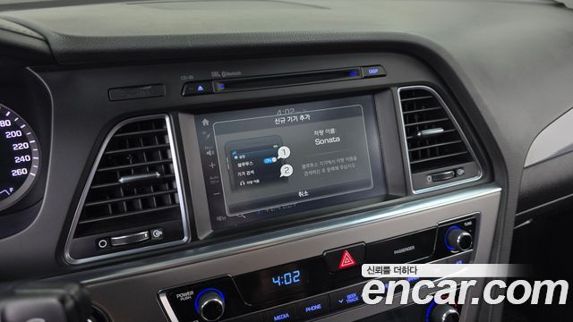 Hyundai Sonata 2016 — photo 20