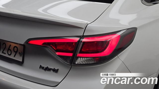 Hyundai Sonata 2016 — photo 9