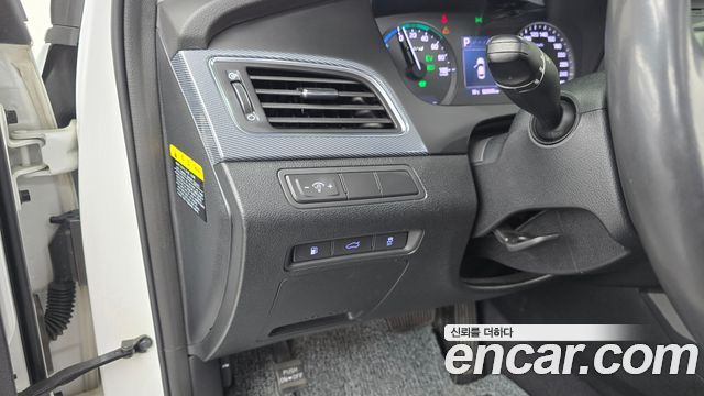 Hyundai Sonata 2016 — photo 29