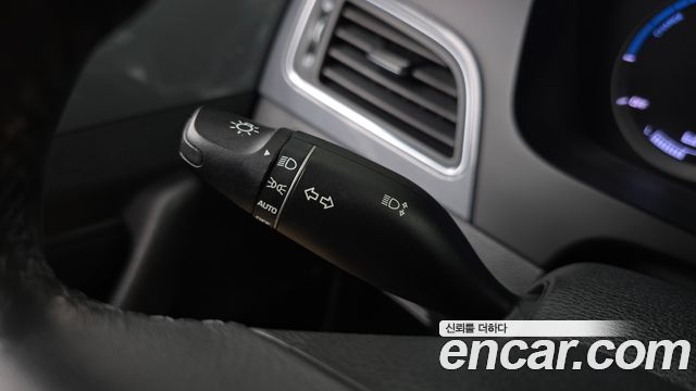 Hyundai Sonata 2016 — photo 32