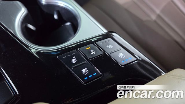 Kia K8 2022 — photo 17