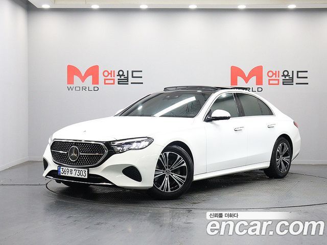 Mercedes-Benz E-Class 2024 — photo 1