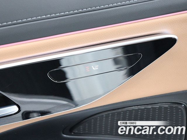 Mercedes-Benz E-Class 2024 — photo 13