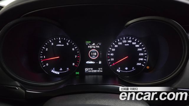 Kia K9 2013 — photo 8