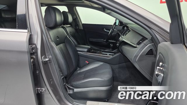 Kia K9 2013 — photo 11