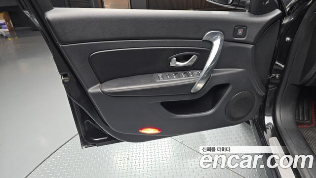 Renault Korea SM5  2015 — photo 14