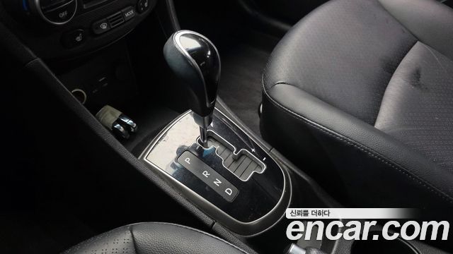 Hyundai Accent 2016 — photo 12
