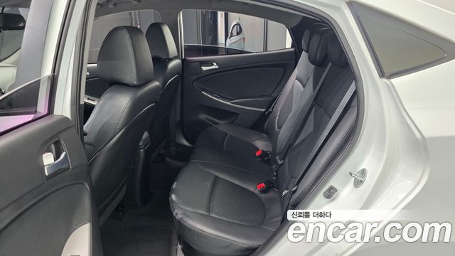 Hyundai Accent 2016 — photo 18