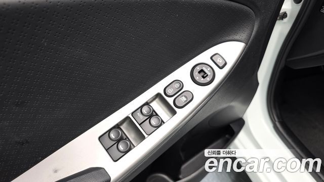 Hyundai Accent 2016 — photo 26