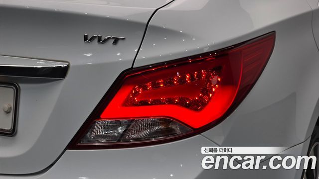 Hyundai Accent 2016 — photo 9