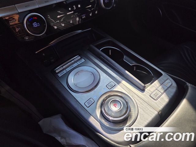Genesis G80 2021 — photo 13