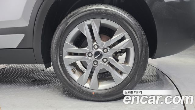 Kia Seltos 2023 — photo 7