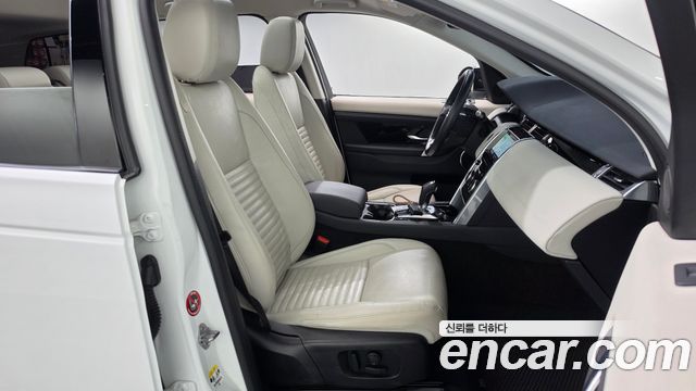 Land Rover Discovery Sport 2020 — photo 16