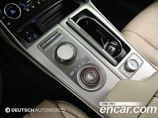 Genesis GV80 2023 — photo 13
