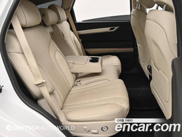 Genesis GV80 2023 — photo 17