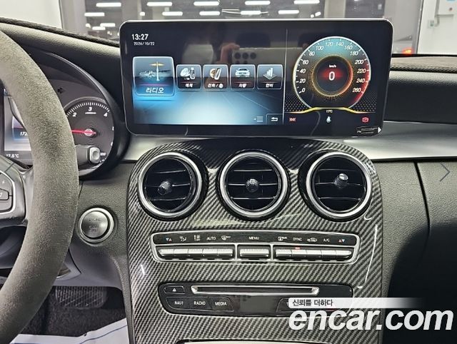 Mercedes-Benz C-Class 2016 — photo 10