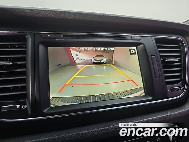 Kia Canival 2016 — photo 15