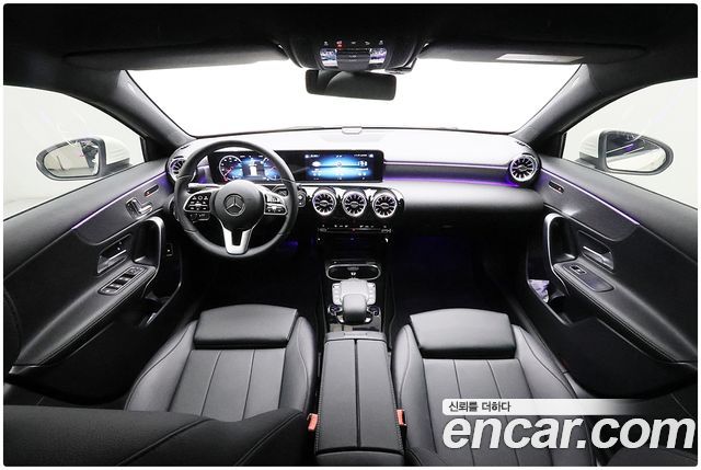 Mercedes-Benz A-Class 2021 — photo 7