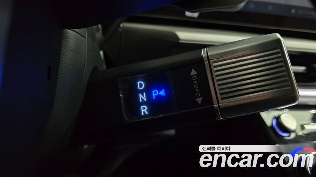 Hyundai Santafe 2025 — photo 12