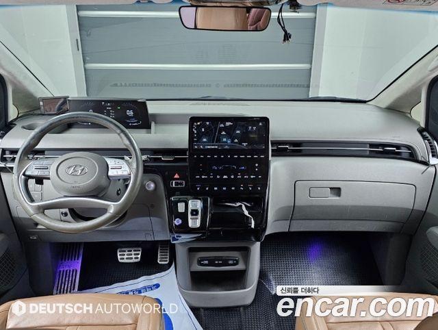 Hyundai Staria 2022 — photo 7
