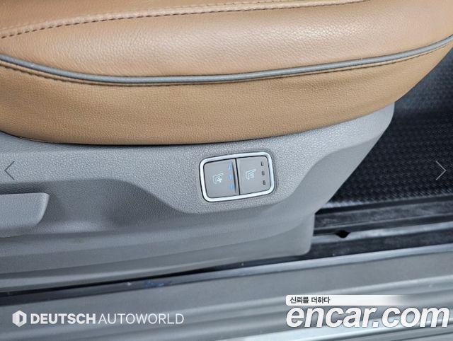 Hyundai Staria 2022 — photo 16